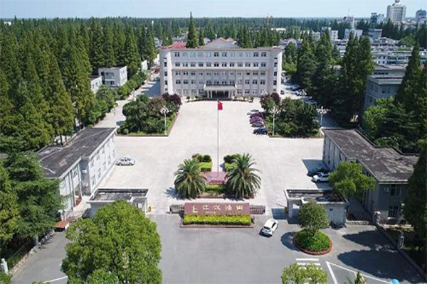 武漢江漢油田供熱移交改造<a href='http://www.czssdl.com' target='_blank'><u>彈簧減震器</u></a>信息